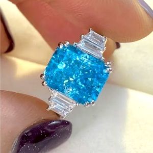 NEW Zircon blue rhinestone silver plate shine engagement bridal cocktail ring